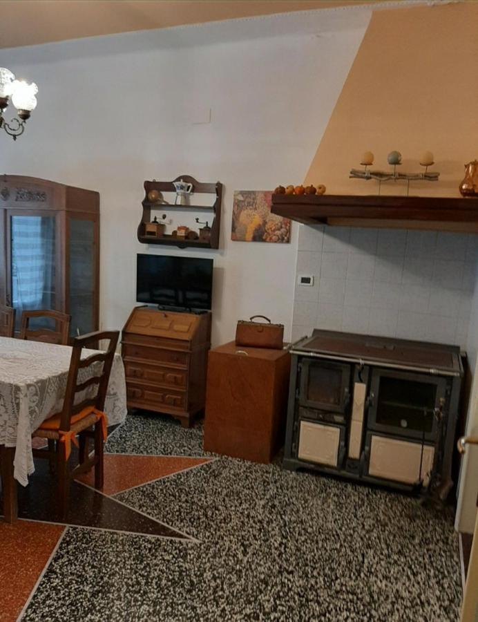 La Tana Dei Conigli Apartamento Serra Rocco Exterior foto
